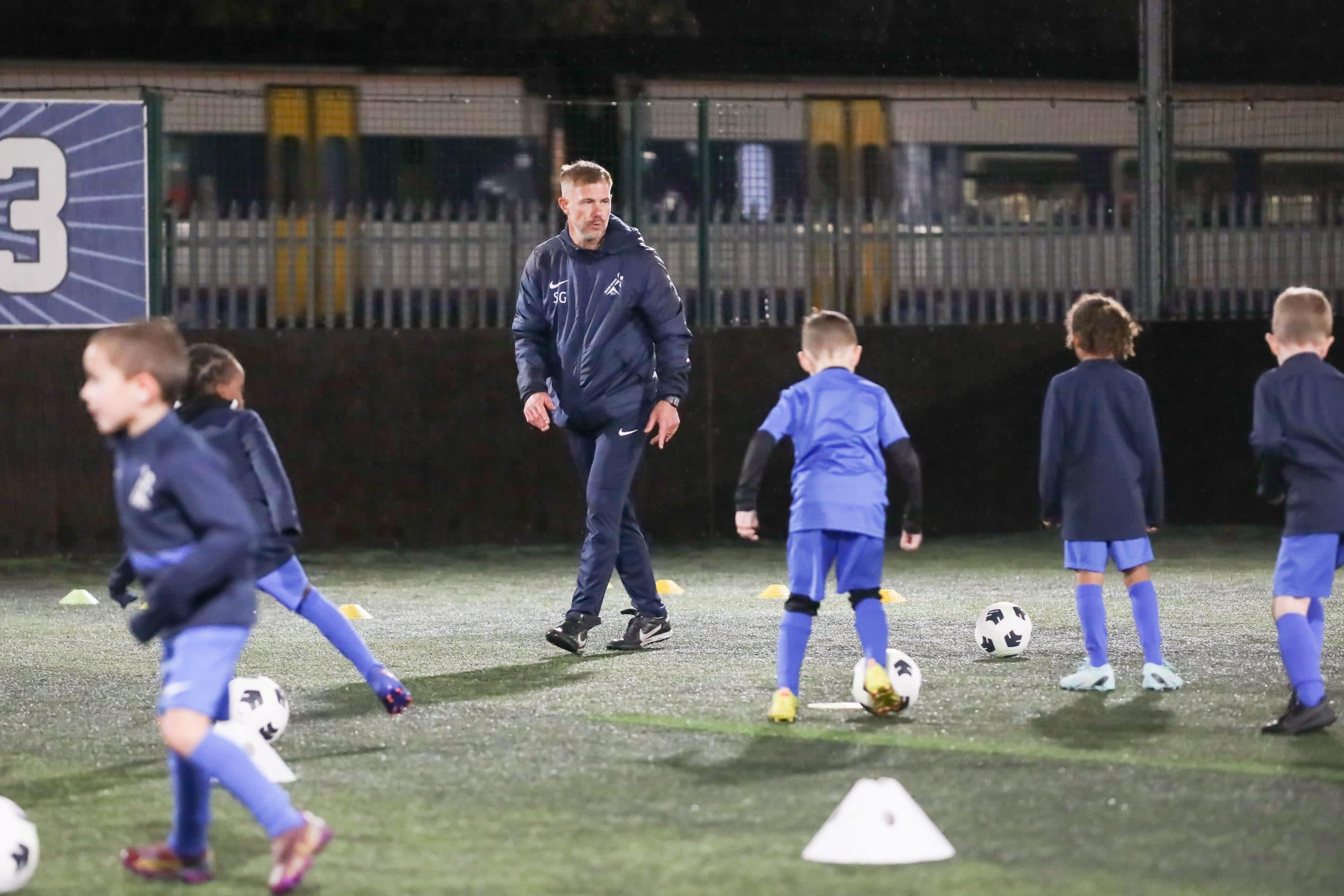 SG Elite players training at Goals Wimbledon
